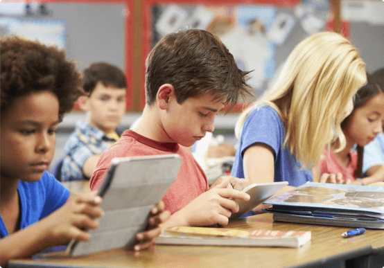 学校向けのWhatsAppモニタリング